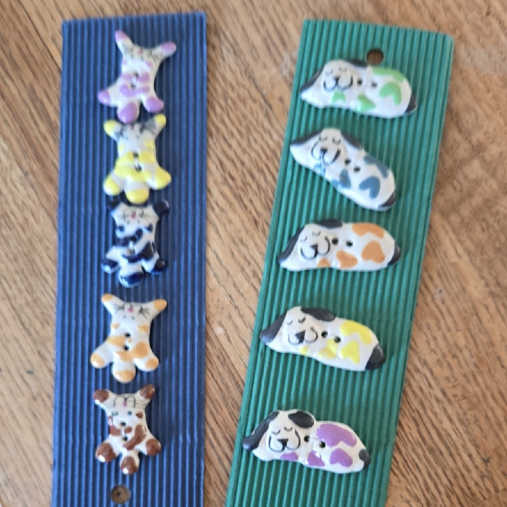 Cute Puppy & Kitten Shaped Ceramic  Buttons Set